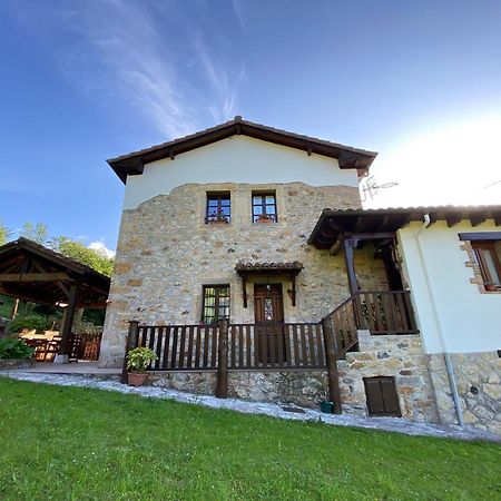 Apartamentos Rurales La Caviana Onís المظهر الخارجي الصورة