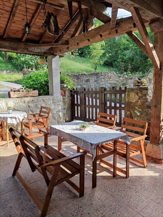 Apartamentos Rurales La Caviana Onís المظهر الخارجي الصورة
